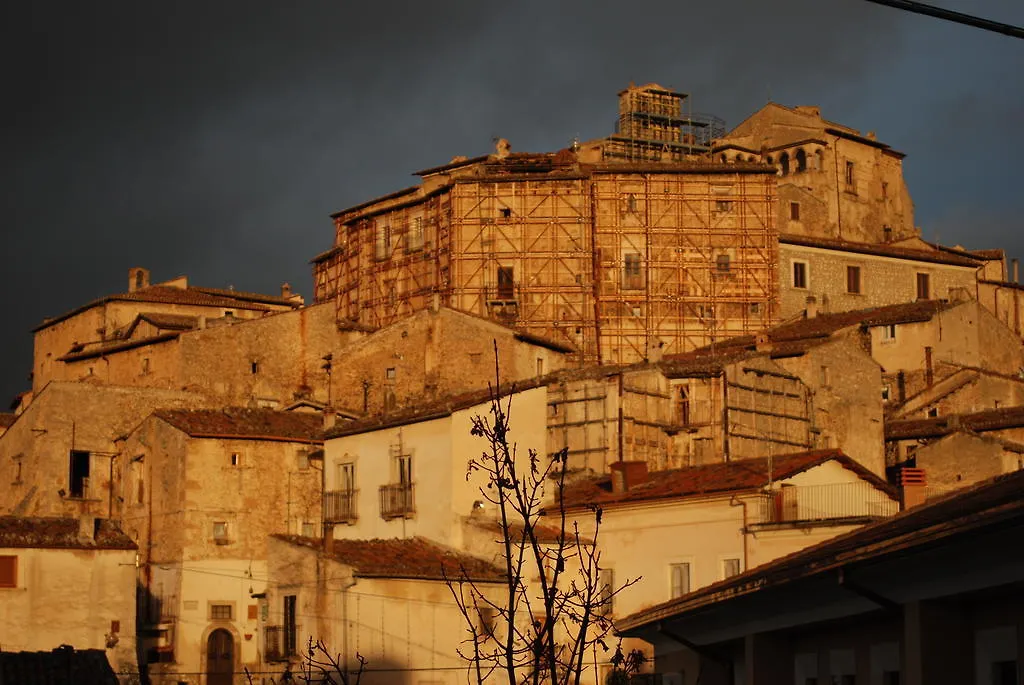 La Bifora e Le Lune Vico sotto gli archi 5-1